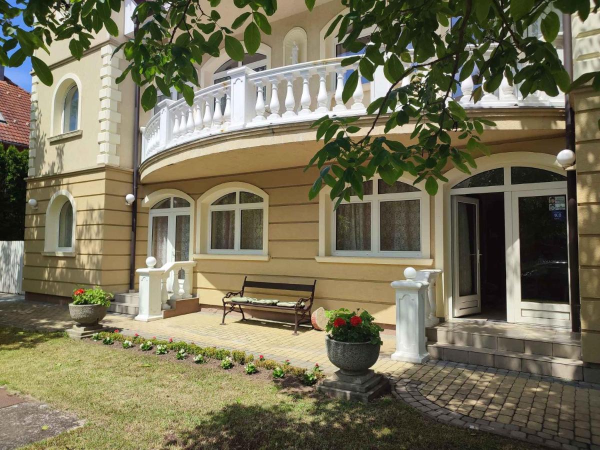 In - Balaton 44890